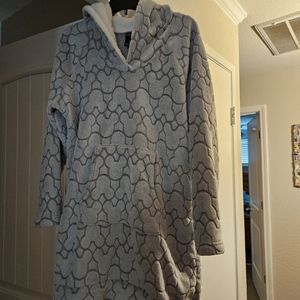 Disney woman's LARGE robe or gown. Silver with mickey ears